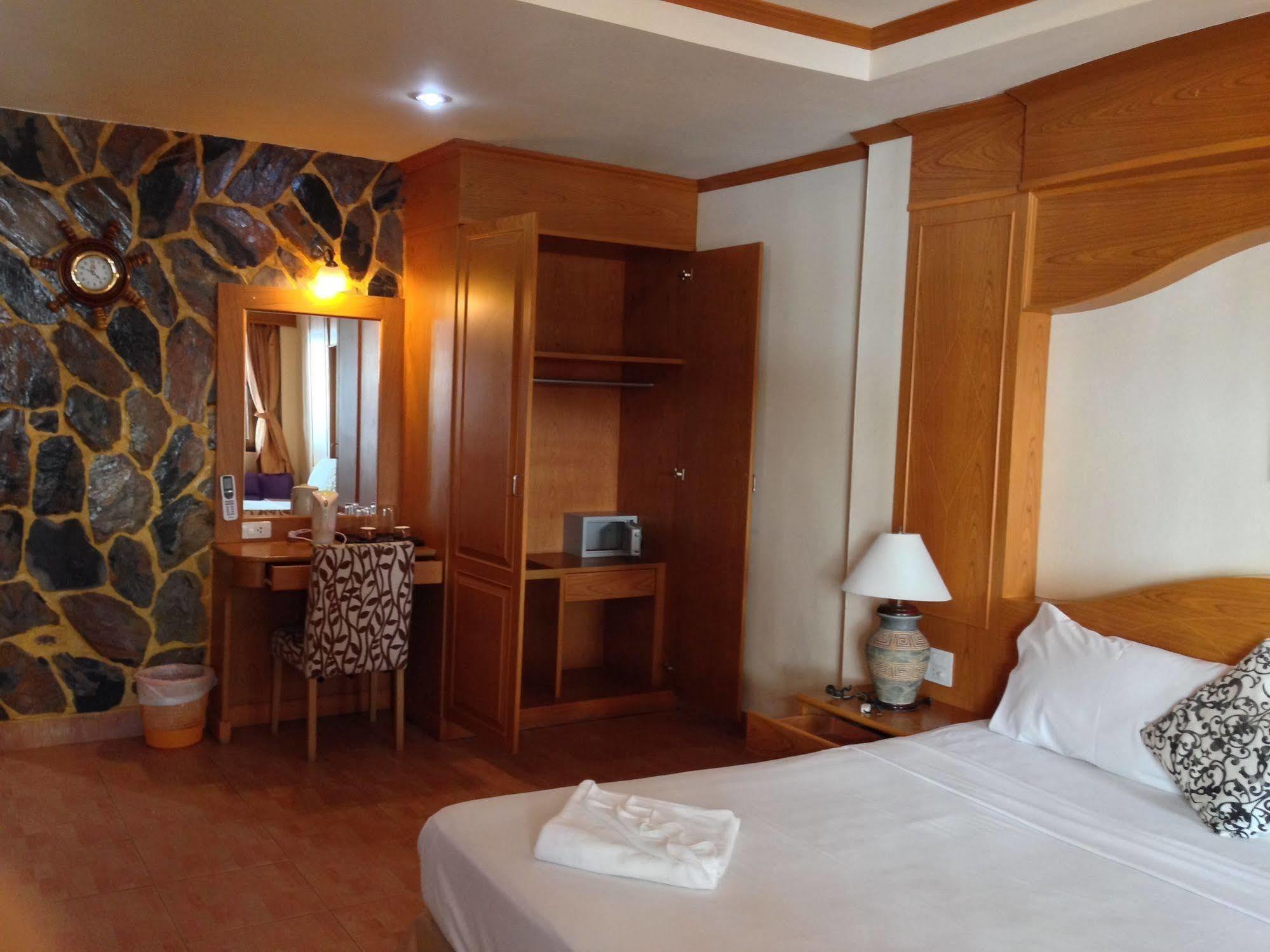 Hotel The House Patong Zewnętrze zdjęcie