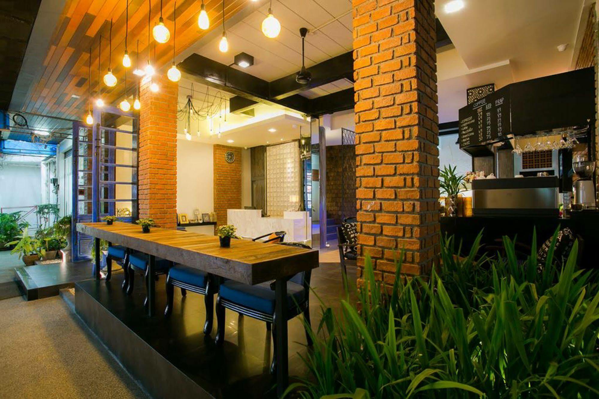 Hotel The House Patong Zewnętrze zdjęcie